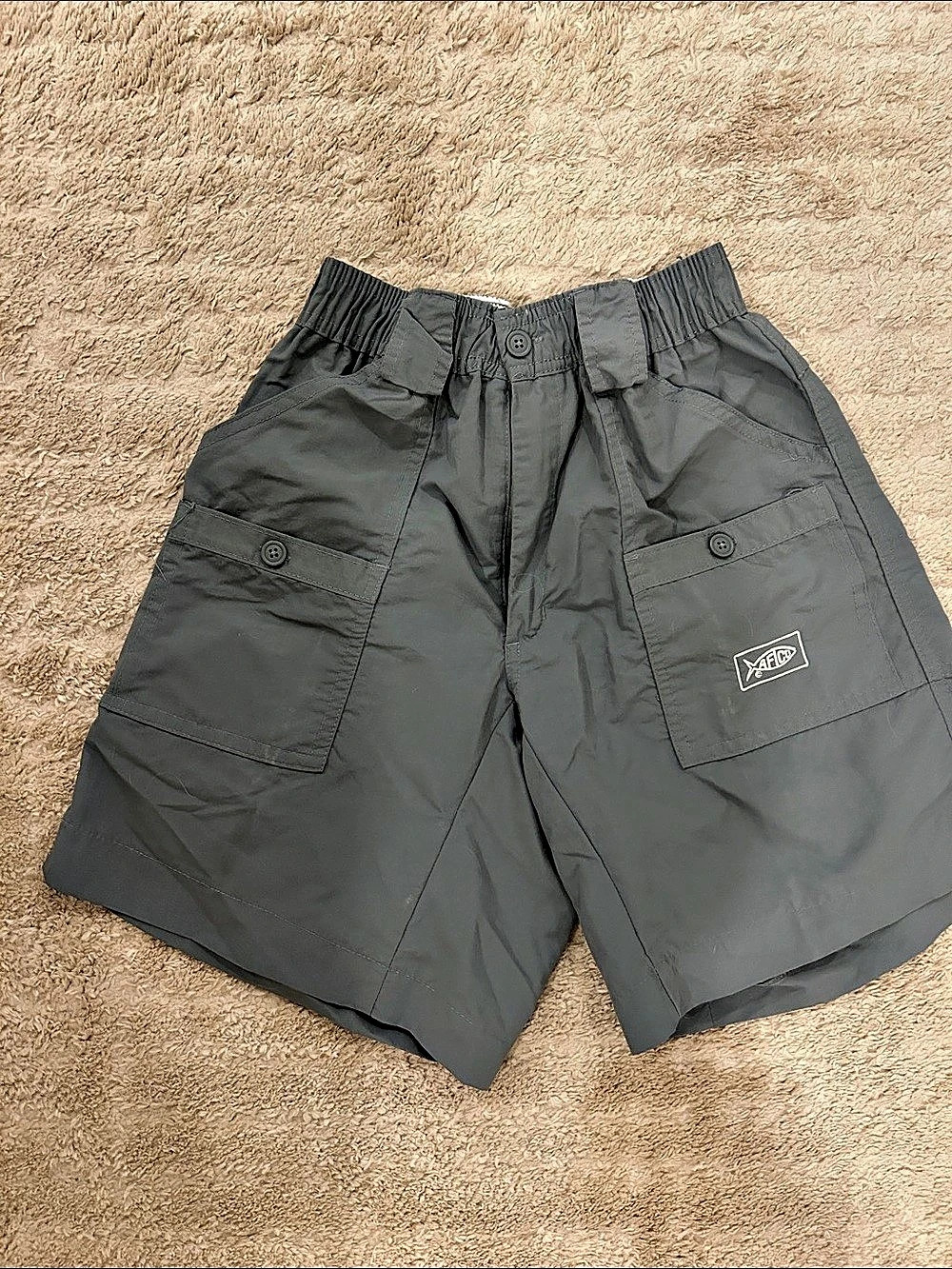 Men’s AFTCO Original Fishing Short Cargo Shorts in Gray. Size 28. EUC